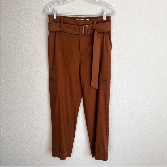 Vince Belted Cropped Linen Pants - Picture 2 of 11